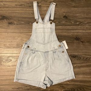 American Eagle overall shorts